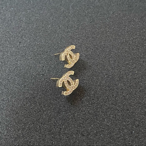 Chanel Golden CC Stud Earrings Small - Picture 6 of 8